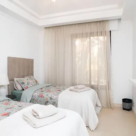 Apartment First Line Beach Complex *