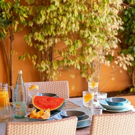 Apartment First Line Beach Complex Estepona